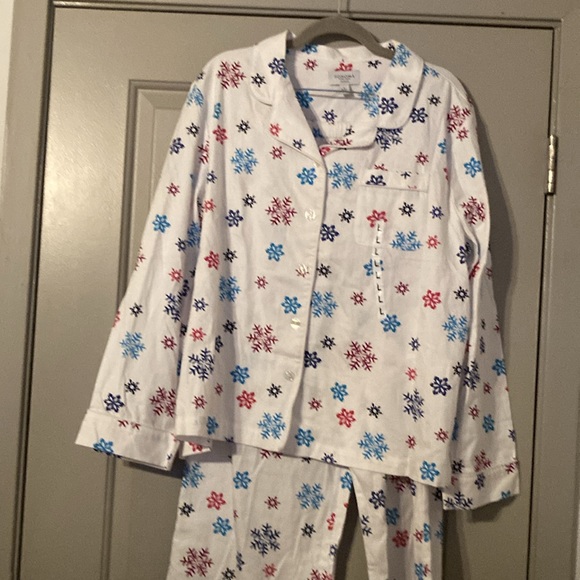 Women's Sonoma Snowflake Pajamas: Notch Collar Fleece Pajama Set| Sz Lg - Picture 5 of 11